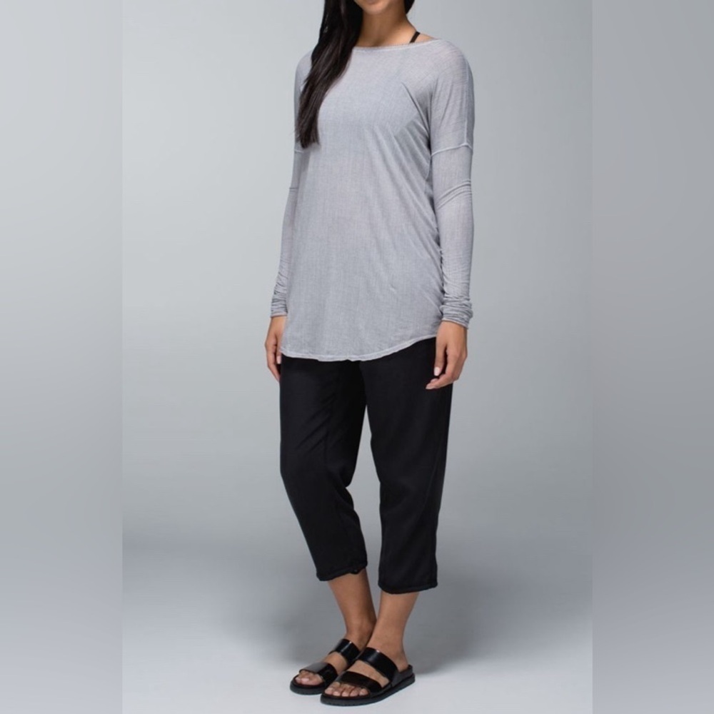 Lululemon Flip Your Dog Long Sleeve- Burlap Texture Burnout Silver/ Size 6 - Picture 1 of 12